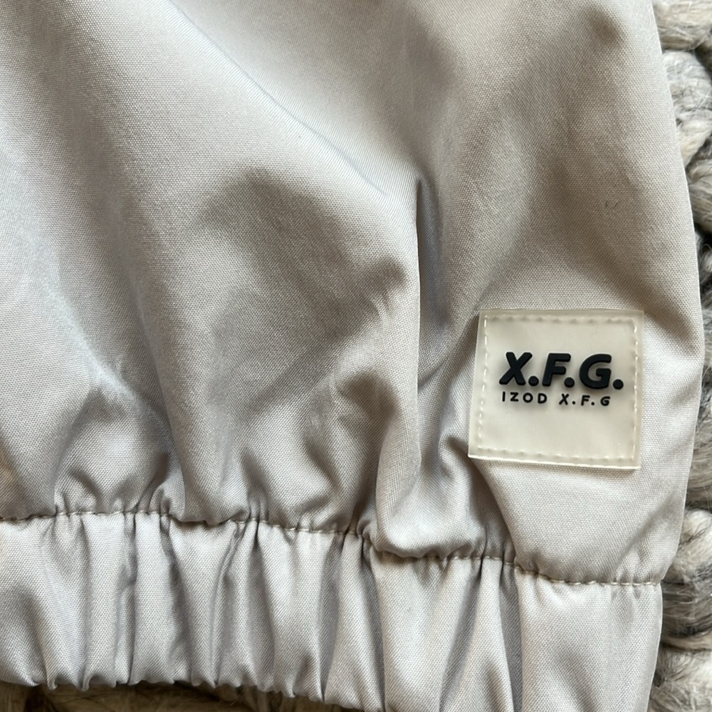 Izod X.F.G. light tan pullover windbreaker - Picture 11 of 13